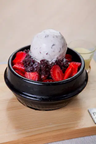 Gambar Makanan Patbingsoo Korean Dinning House 5