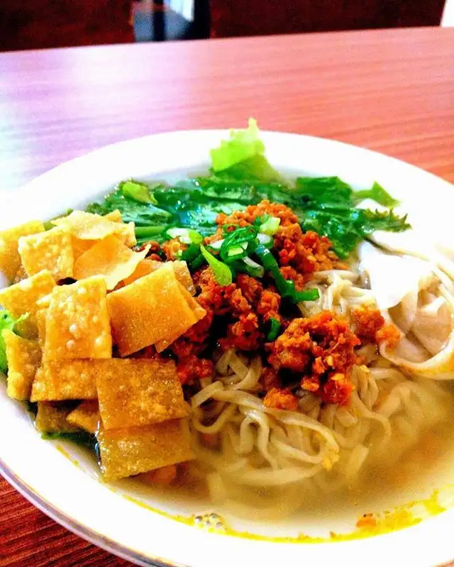 Mie Rica Feng Fu