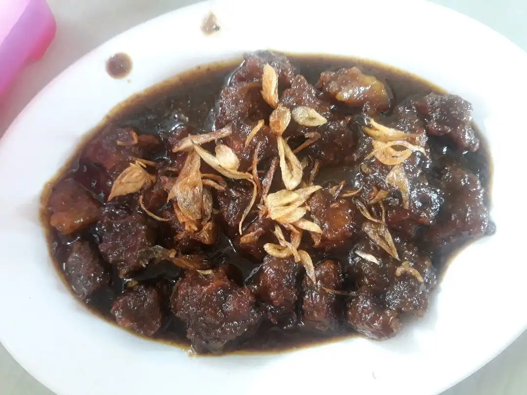 Tongseng Battembat Pipit