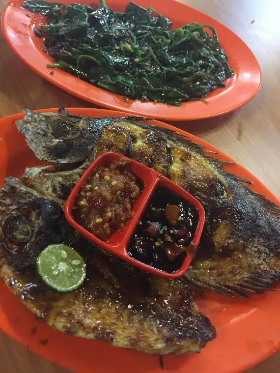 Gambar Makanan Indah Seafood Keramik Jakarta 13