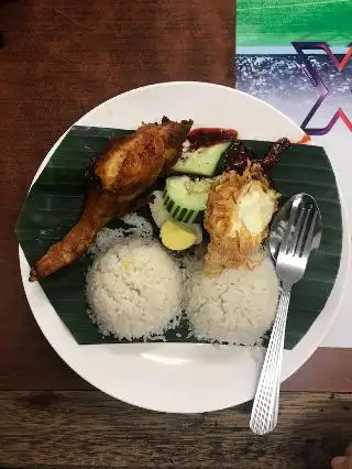 Ajihs Nasi Lemak &Thai Food