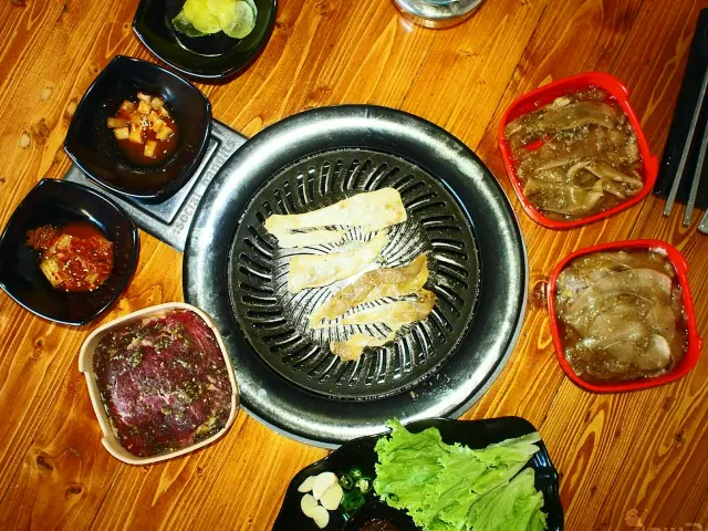 Gambar Makanan TTALs Korean BBQ 11