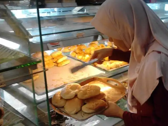 Gambar Makanan Vitasari Bakery 12