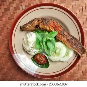 Gambar Makanan Pecel Ayam Madura Jawa Timur  8