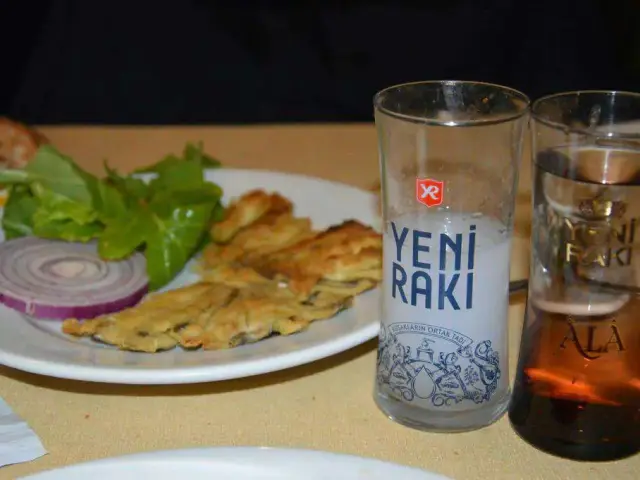 Turgut Vidinli Besiktas Balikcisi'nin yemek ve ambiyans fotoğrafları 40