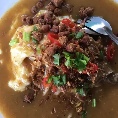 Gerai Lahah & Adoi (mee kari)