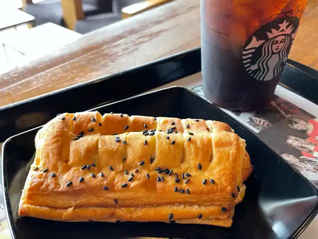 Starbucks Food Photo 6