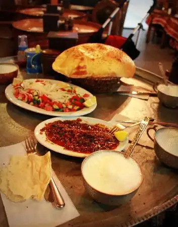 Medi Şark Sofrası'nin yemek ve ambiyans fotoğrafları 15