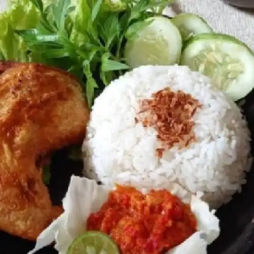 Gambar Makanan Pecel Ayam Madura Jawa Timur  1