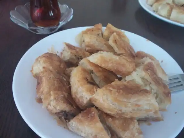 İzmir Boyoz Fırını'nin yemek ve ambiyans fotoğrafları 2