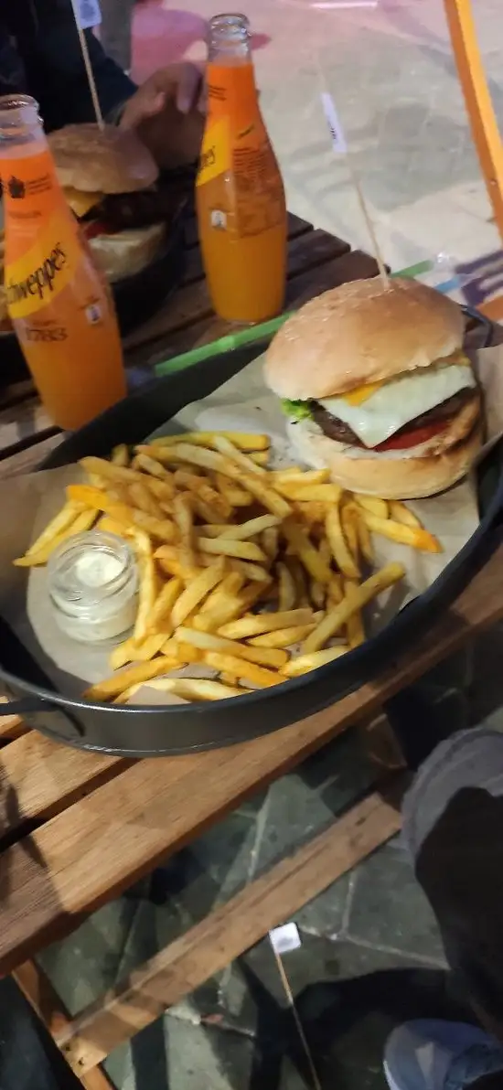 Gorill Burger House'nin yemek ve ambiyans fotoğrafları 13