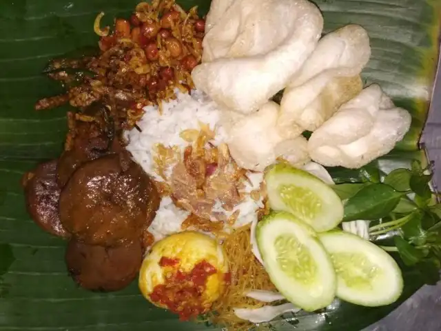 Gambar Makanan Nasi Uduk Abah Chentet, Bendungan Hilir Raya 1