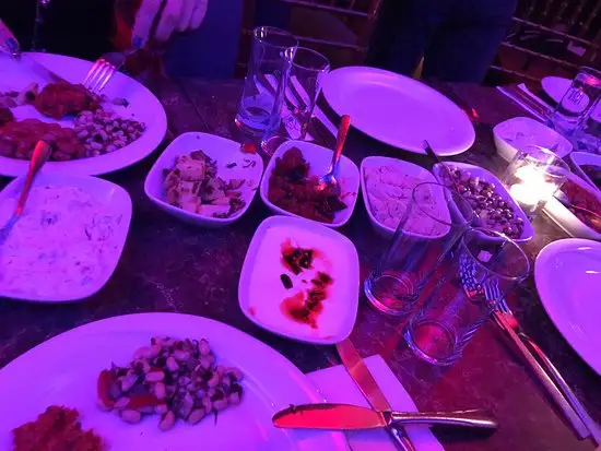 Mor Meyhane Beyoğlu'nin yemek ve ambiyans fotoğrafları 7