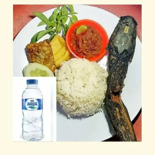 Gambar Makanan Lalapan Dan Nasi Jinggo Firda, Patimura 6