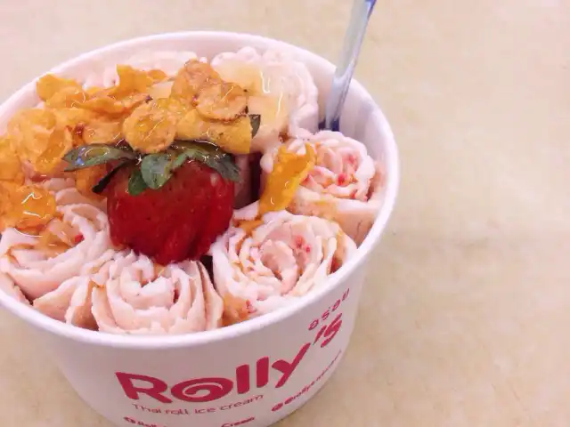 Gambar Makanan Rolly's Thai Roll Ice Cream 17