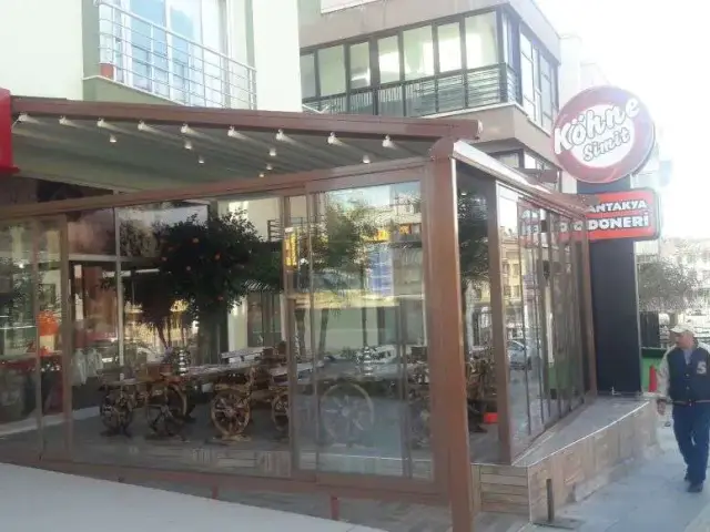 Köhne Hatay Dürüm & Kebap'nin yemek ve ambiyans fotoğrafları 3