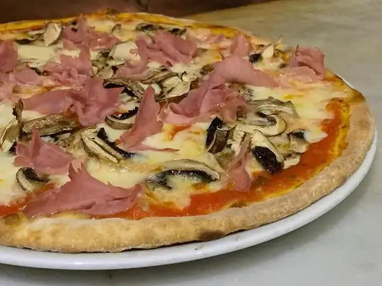 Pizzeria Pera'nin yemek ve ambiyans fotoğrafları 31