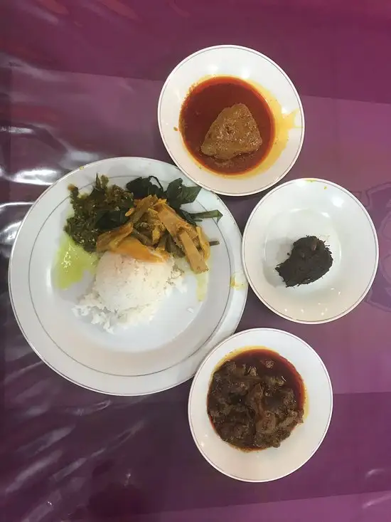 Gambar Makanan Rumah Makan Padang Uni Yani 3
