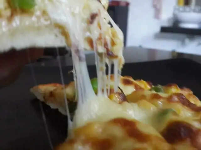 Gambar Makanan ePoss Pizza Resto 4