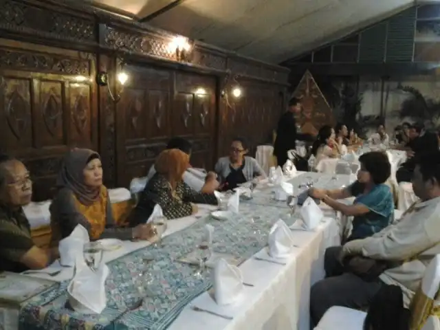 Gambar Makanan Balé Raos Royal Cuisine Restaurant 7