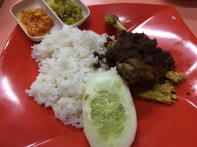 Gambar Makanan Nasi Bebek Tugu Pahlawan Surabaya 3