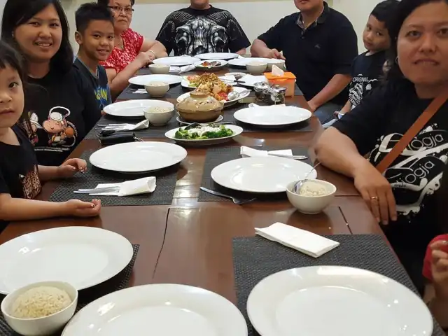 Gambar Makanan Itik Emas Resto 14