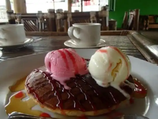 Gambar Makanan Taman Strawberry - Sukabumi 7