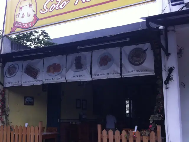 Gambar Makanan Soto Koedoes Simpang 7 2