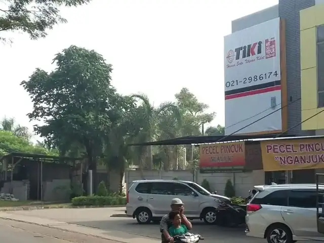 Gambar Makanan Pecel Pincuk Nganjuk 3