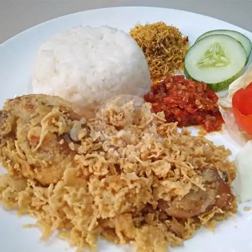 Gambar Makanan Nasi Campur dan Ayam Goreng "Pak Djo", Gubeng 1