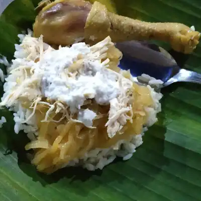 Nasi Liwet dan Special Cakar Mbak Endang