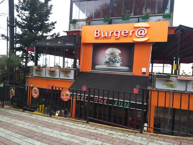 Dükkan Burger'nin yemek ve ambiyans fotoğrafları 17