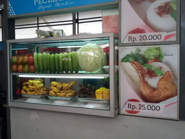 Gambar Makanan Pecel Ayam & Pecel Lele Bapak Berlin 7