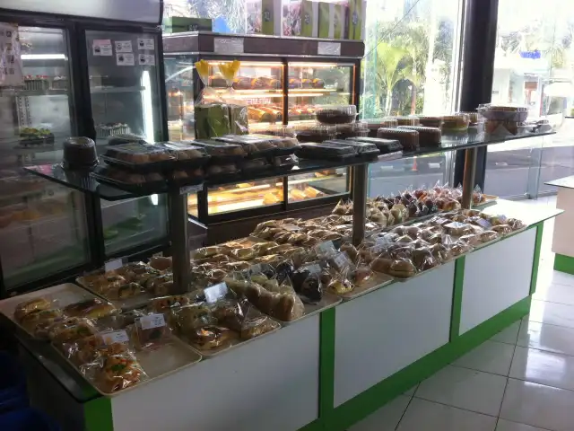 Gambar Makanan Majestyk Bakery & Cakes 9