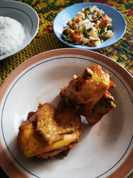 Gambar Makanan Ayam Goreng Kampung Mbah Karto 13