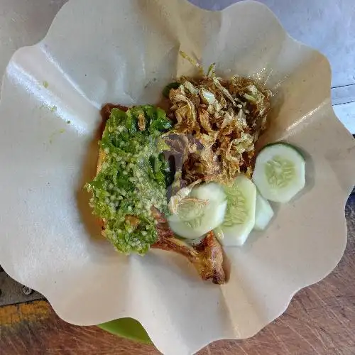 Gambar Makanan Ayam Penyet Sambel Ijo Bu Titin, HR Rasuna Said 2