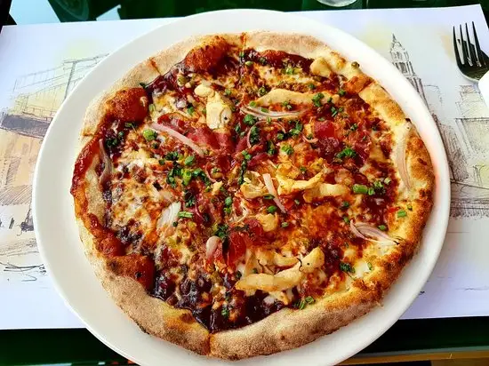 Spring Street Pizzeria'nin yemek ve ambiyans fotoğrafları 1