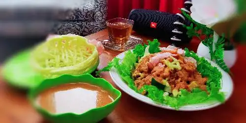 Salad Asinan kemboja betawi