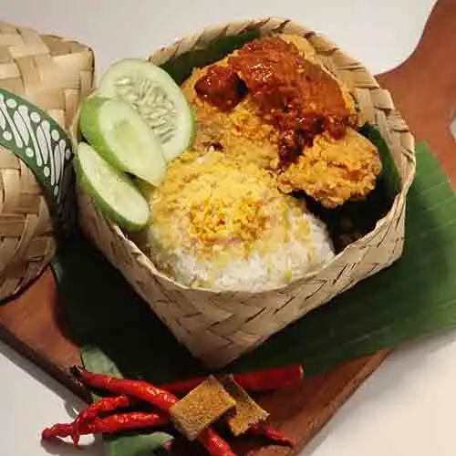 Gambar Makanan Nasi Ayam Ambyar, Jatisampurna 7