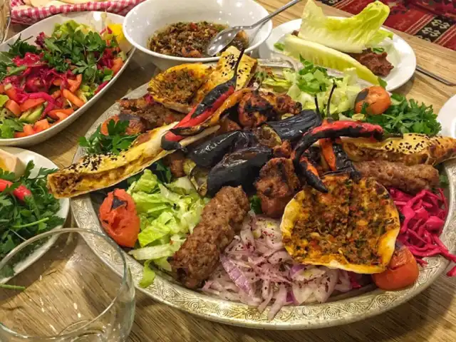 Birecik Altın Sofra'nin yemek ve ambiyans fotoğrafları 17