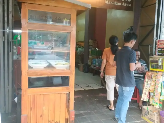 Gambar Makanan Mbok Tentrem Gudeg Jogja 8