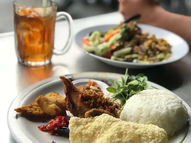 Gambar Makanan Ayam Penyet Surabaya dan Mie Jogja Pak Karso 16