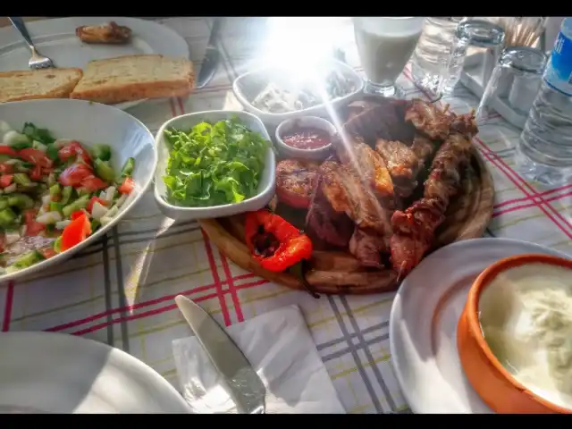 Can Usta Et & Mangalbaşı'nin yemek ve ambiyans fotoğrafları 6
