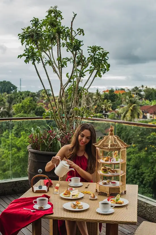 Gambar Makanan Naga Rooftop Bar and Lounge by Sthala Ubud Bali 3