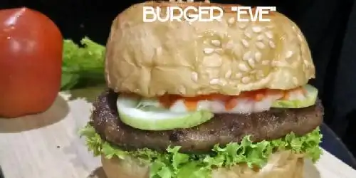 Burger Eve, Buncit Raya