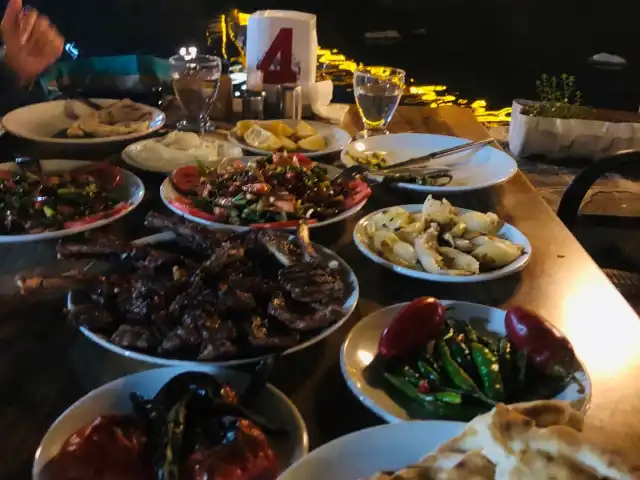 Tarihi Akköprü Restaurant'nin yemek ve ambiyans fotoğrafları 11