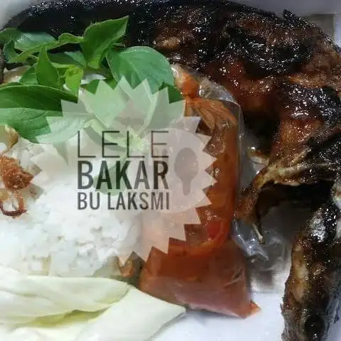 Gambar Makanan Ayam Geprek dan Kakap Bakar Mbak Laksmi Manahan, UMS 13