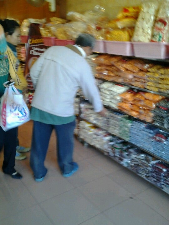 Toko Kue Tradisional Terdekat Restoran Dan Tempat Makan Bakery