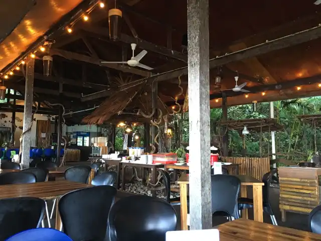Cafe, Permai Rainforest Resort Food Photo 11