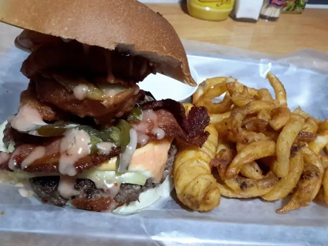 Holy Smokes Garage Burger & BBQ Food Photo 6